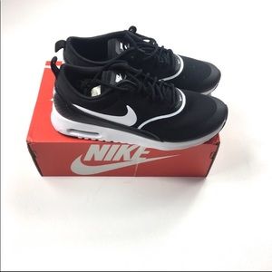 Air max Thea shoes